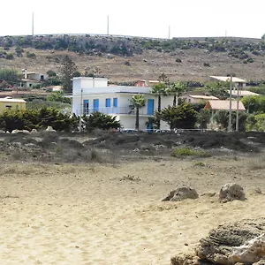 Carlotta Portopalo Di Capo Passero